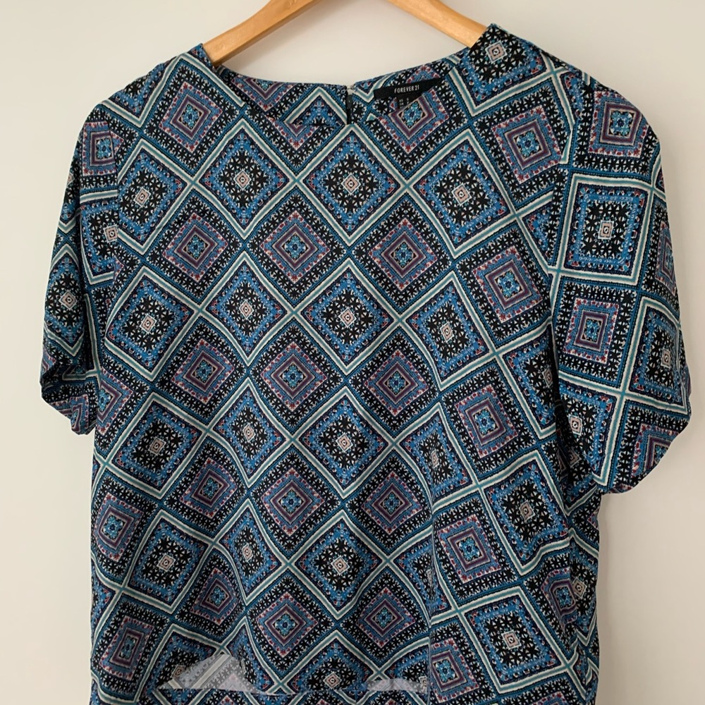 Forever 21 printed graphic top